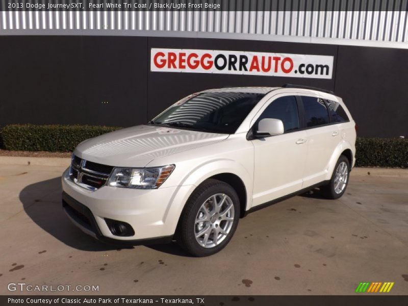 Pearl White Tri Coat / Black/Light Frost Beige 2013 Dodge Journey SXT