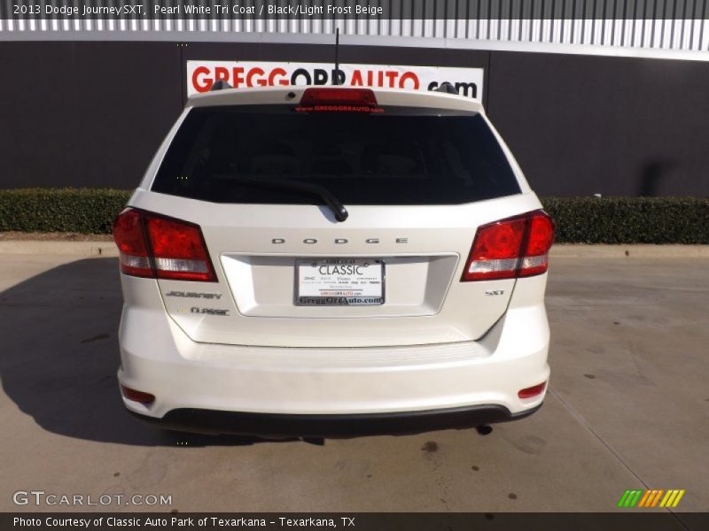Pearl White Tri Coat / Black/Light Frost Beige 2013 Dodge Journey SXT