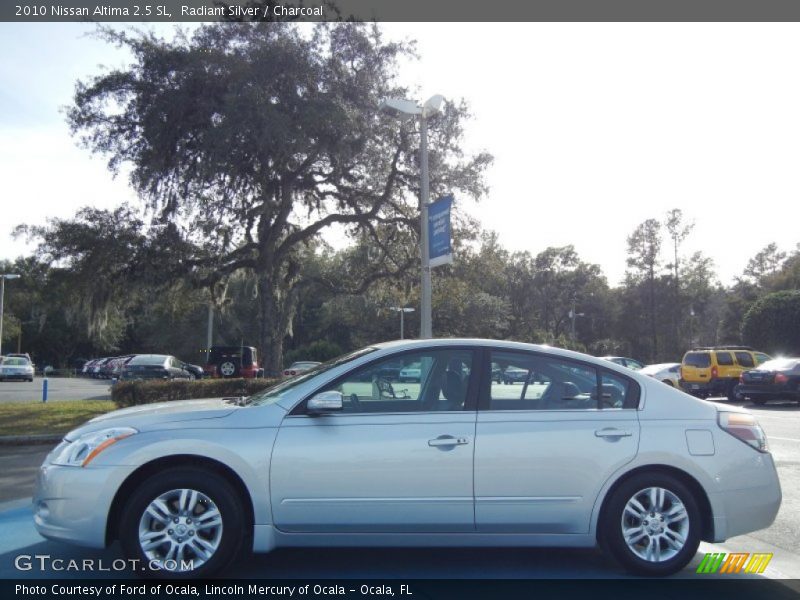 Radiant Silver / Charcoal 2010 Nissan Altima 2.5 SL