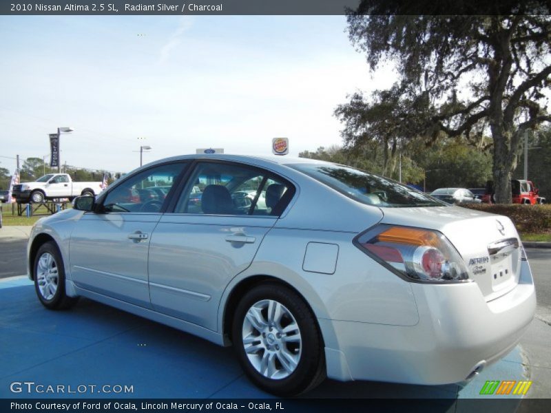 Radiant Silver / Charcoal 2010 Nissan Altima 2.5 SL