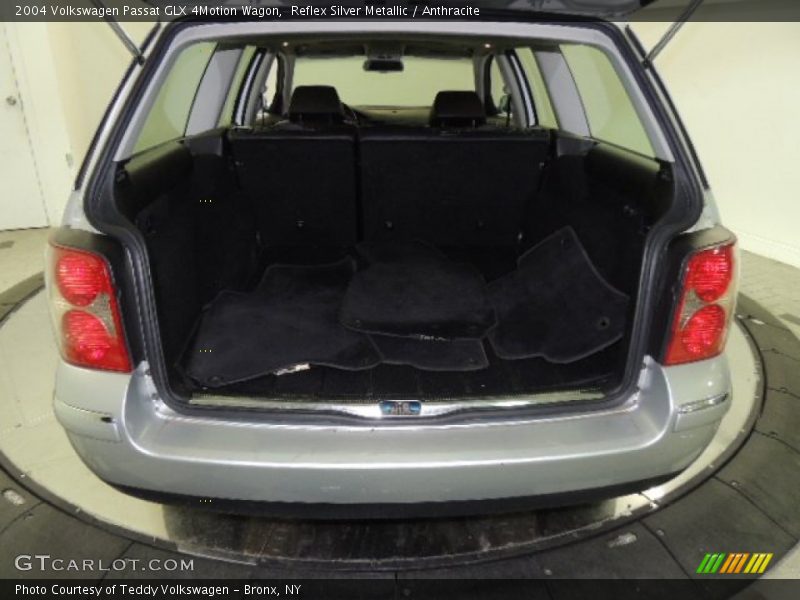 Reflex Silver Metallic / Anthracite 2004 Volkswagen Passat GLX 4Motion Wagon