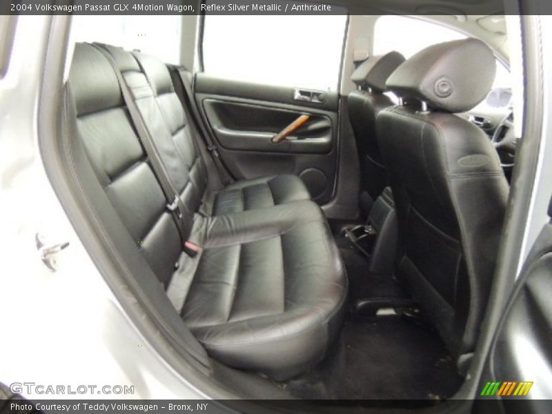 Reflex Silver Metallic / Anthracite 2004 Volkswagen Passat GLX 4Motion Wagon