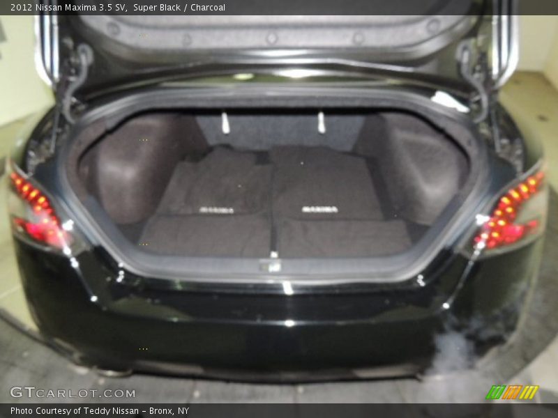 Super Black / Charcoal 2012 Nissan Maxima 3.5 SV