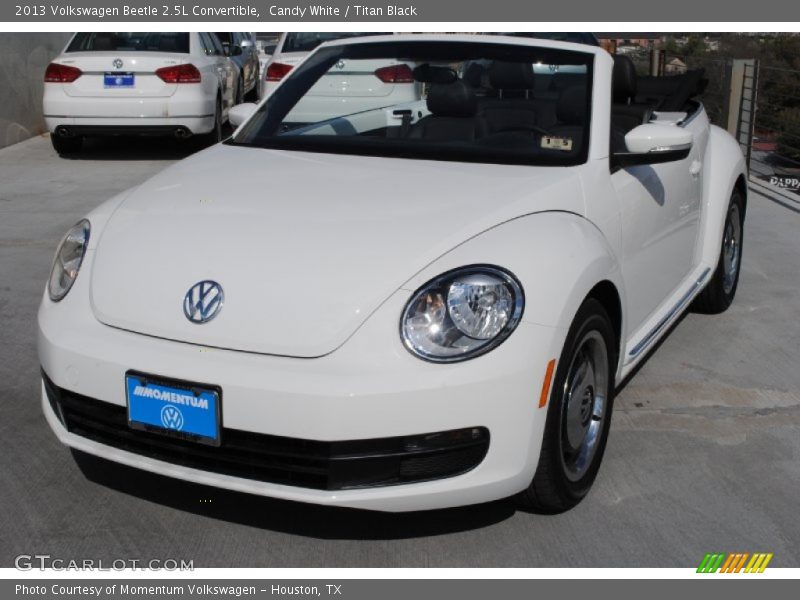 Candy White / Titan Black 2013 Volkswagen Beetle 2.5L Convertible