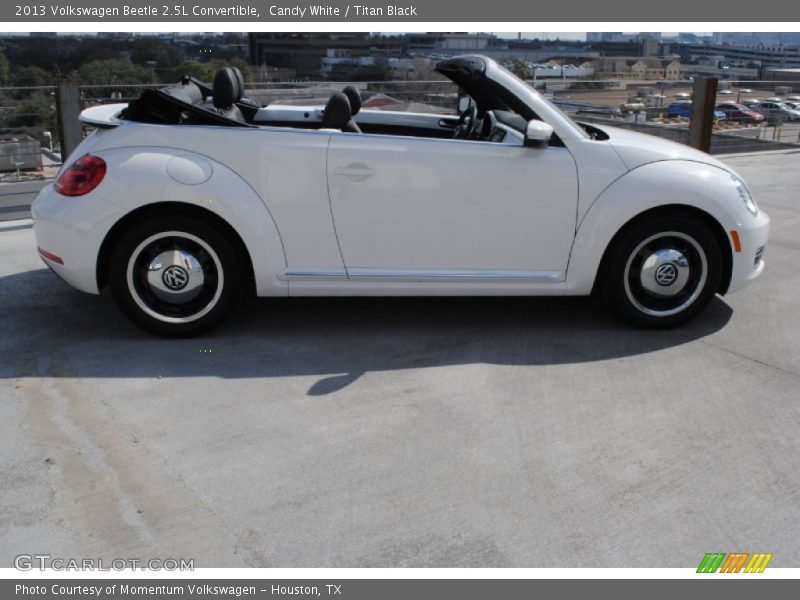 Candy White / Titan Black 2013 Volkswagen Beetle 2.5L Convertible