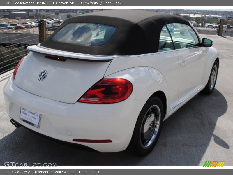Candy White / Titan Black 2013 Volkswagen Beetle 2.5L Convertible
