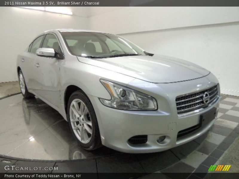 Brilliant Silver / Charcoal 2011 Nissan Maxima 3.5 SV