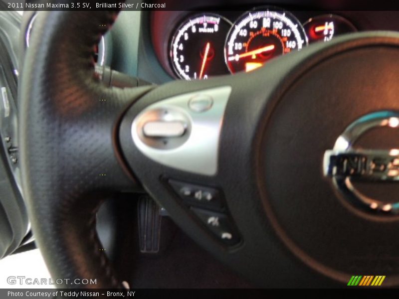 Brilliant Silver / Charcoal 2011 Nissan Maxima 3.5 SV