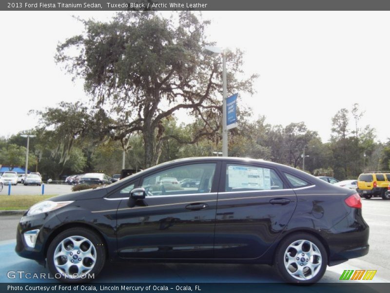 Tuxedo Black / Arctic White Leather 2013 Ford Fiesta Titanium Sedan