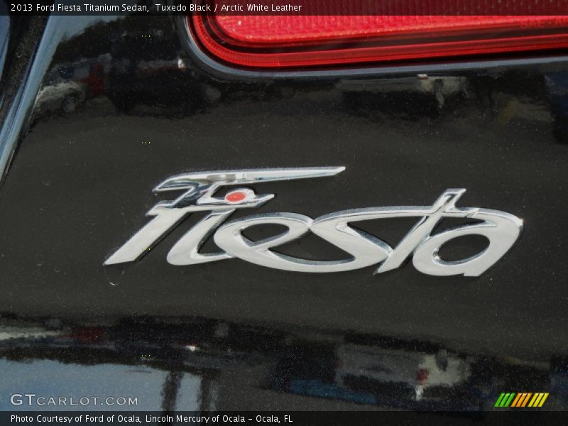 Tuxedo Black / Arctic White Leather 2013 Ford Fiesta Titanium Sedan