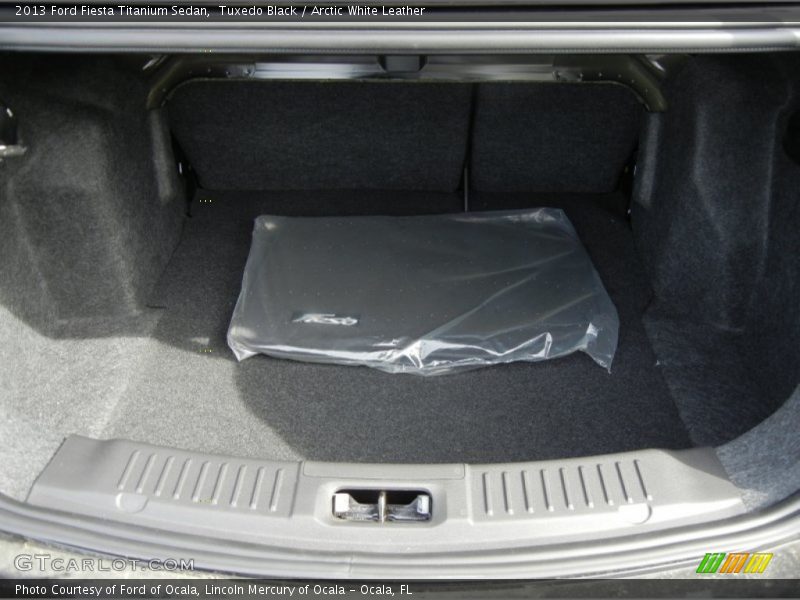 Tuxedo Black / Arctic White Leather 2013 Ford Fiesta Titanium Sedan