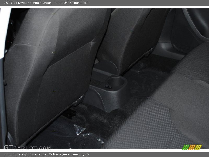 Black Uni / Titan Black 2013 Volkswagen Jetta S Sedan