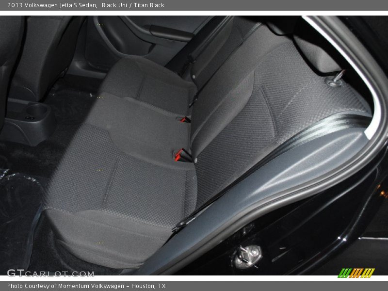 Black Uni / Titan Black 2013 Volkswagen Jetta S Sedan