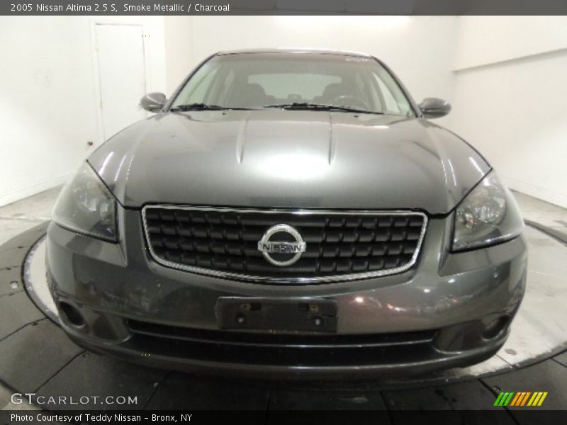 Smoke Metallic / Charcoal 2005 Nissan Altima 2.5 S