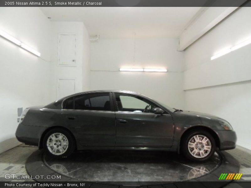 Smoke Metallic / Charcoal 2005 Nissan Altima 2.5 S