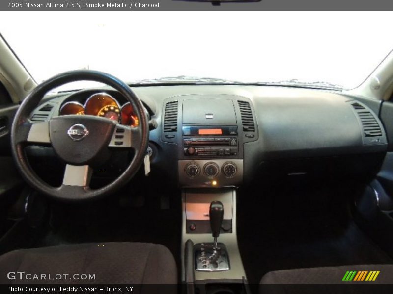 Smoke Metallic / Charcoal 2005 Nissan Altima 2.5 S