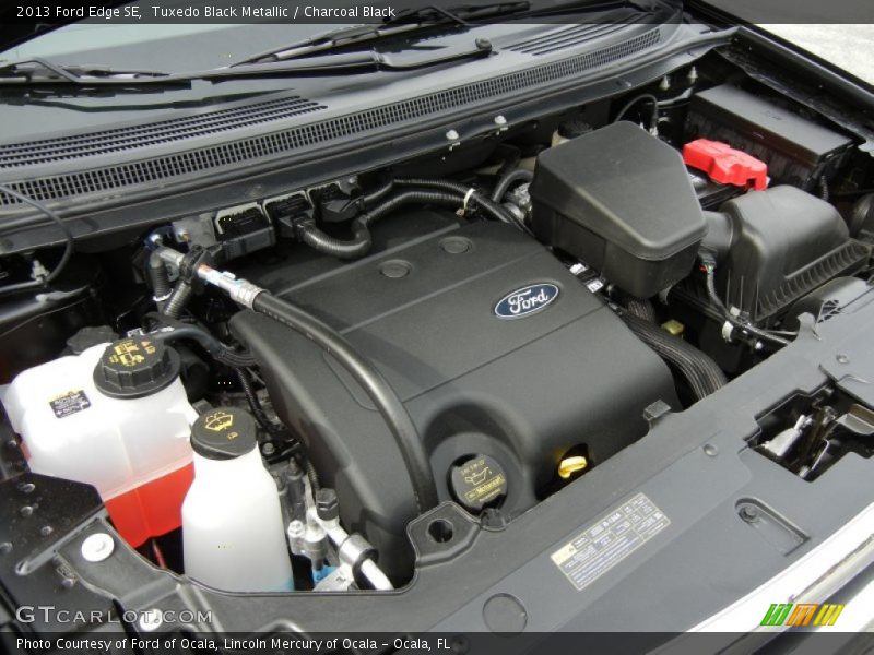 Tuxedo Black Metallic / Charcoal Black 2013 Ford Edge SE