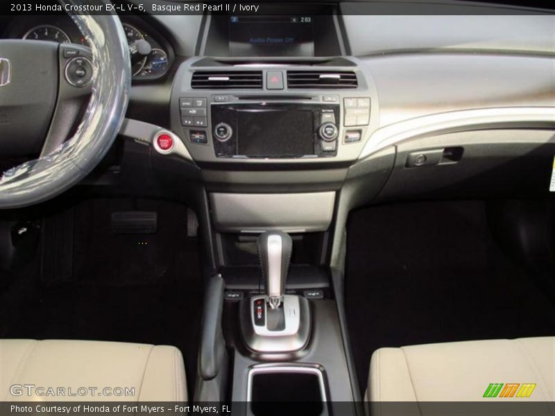 Dashboard of 2013 Crosstour EX-L V-6