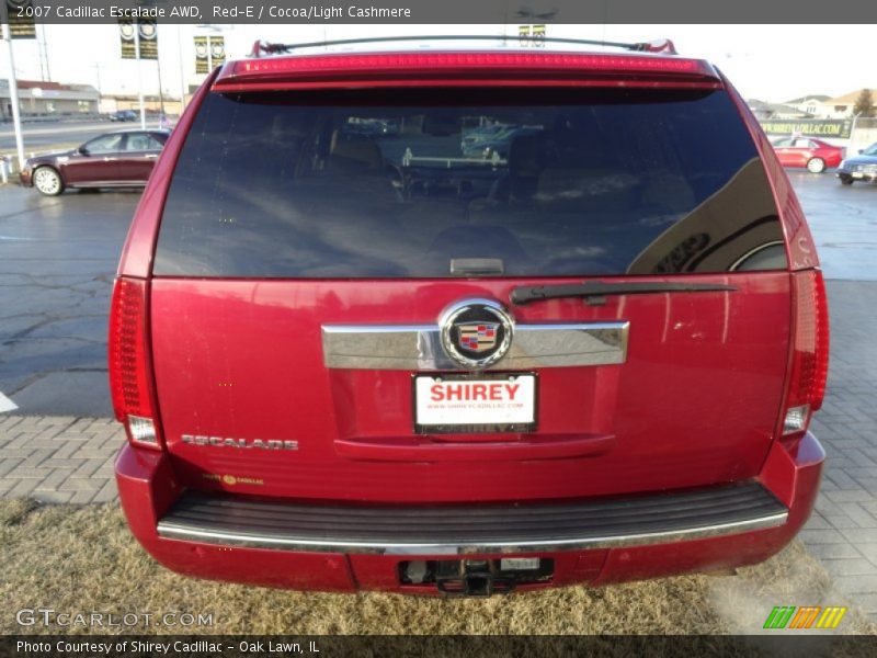 Red-E / Cocoa/Light Cashmere 2007 Cadillac Escalade AWD