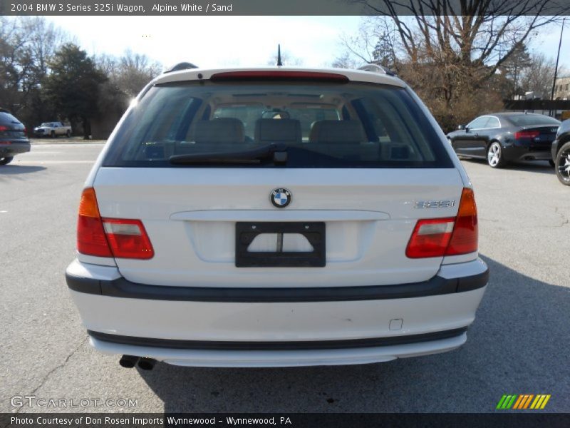 Alpine White / Sand 2004 BMW 3 Series 325i Wagon