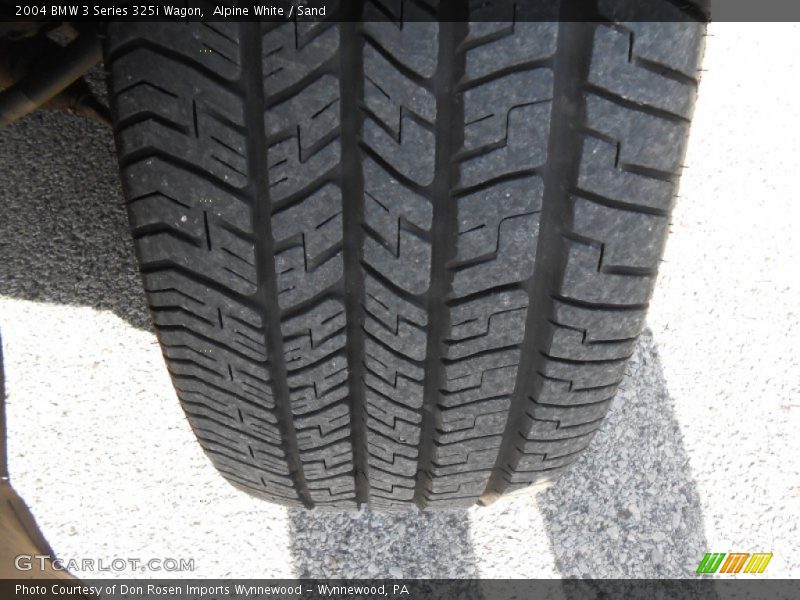 Alpine White / Sand 2004 BMW 3 Series 325i Wagon