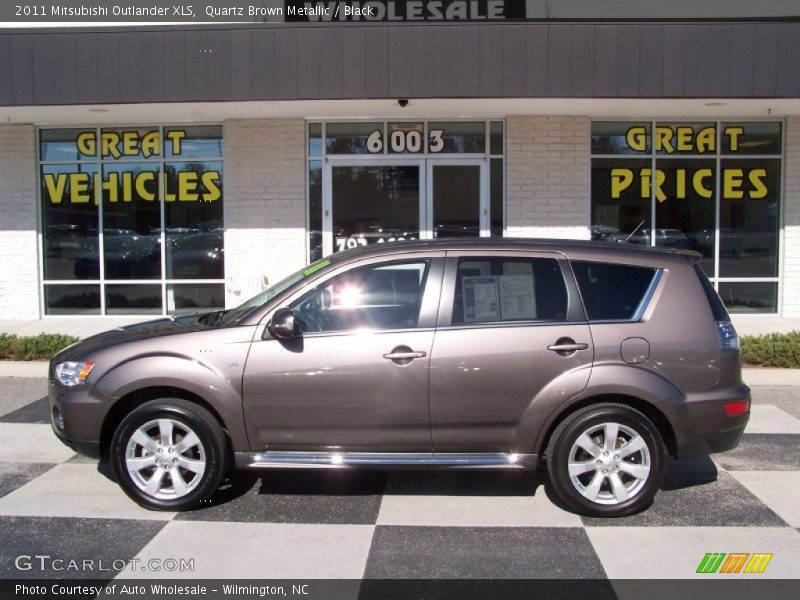Quartz Brown Metallic / Black 2011 Mitsubishi Outlander XLS