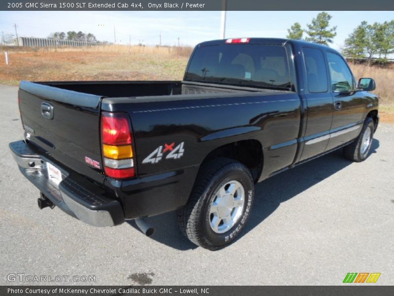 Onyx Black / Pewter 2005 GMC Sierra 1500 SLT Extended Cab 4x4