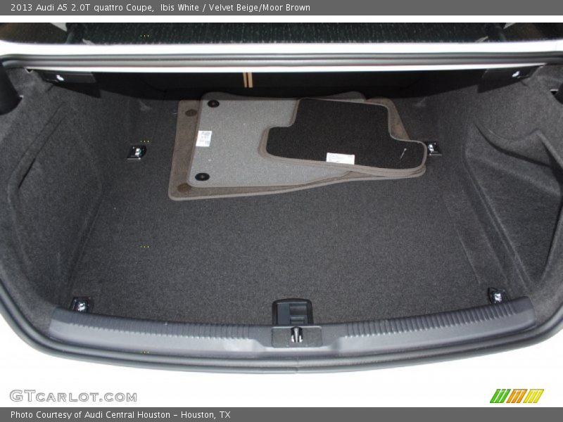 Ibis White / Velvet Beige/Moor Brown 2013 Audi A5 2.0T quattro Coupe