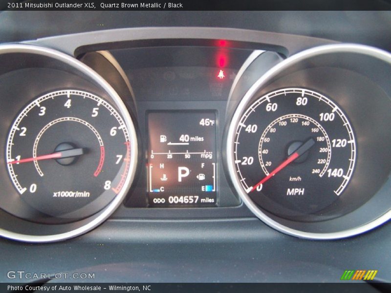 Quartz Brown Metallic / Black 2011 Mitsubishi Outlander XLS