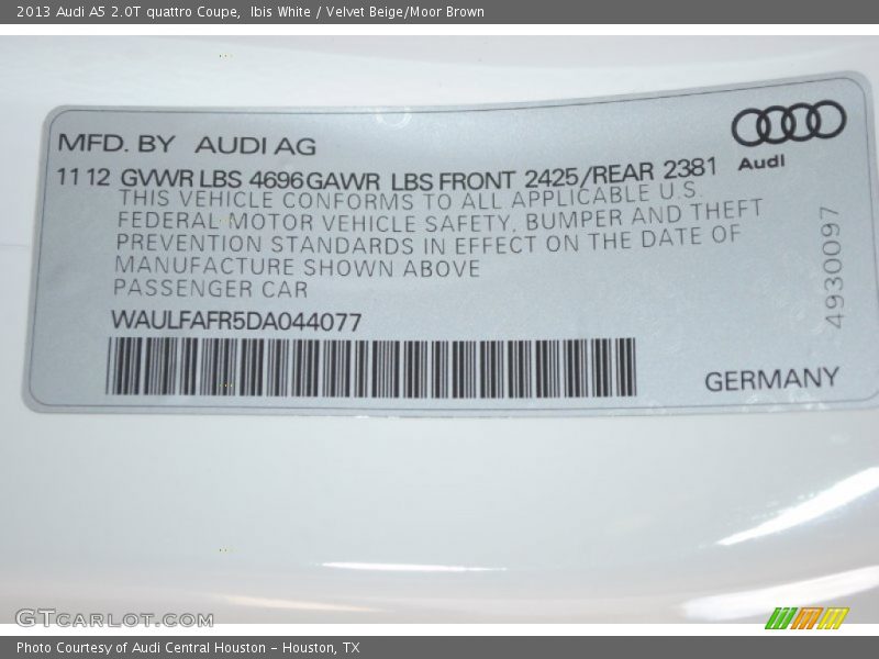 Ibis White / Velvet Beige/Moor Brown 2013 Audi A5 2.0T quattro Coupe