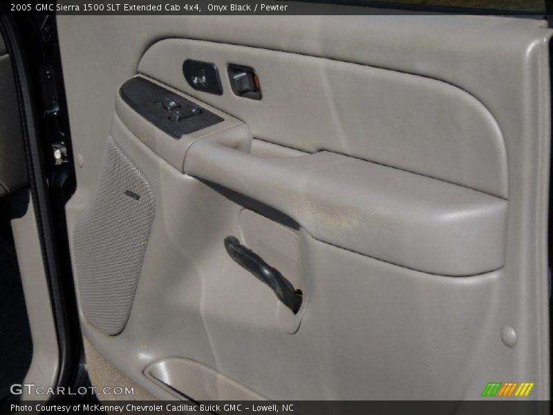 Onyx Black / Pewter 2005 GMC Sierra 1500 SLT Extended Cab 4x4