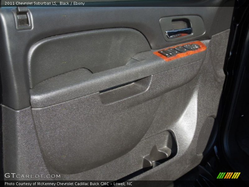 Black / Ebony 2011 Chevrolet Suburban LS