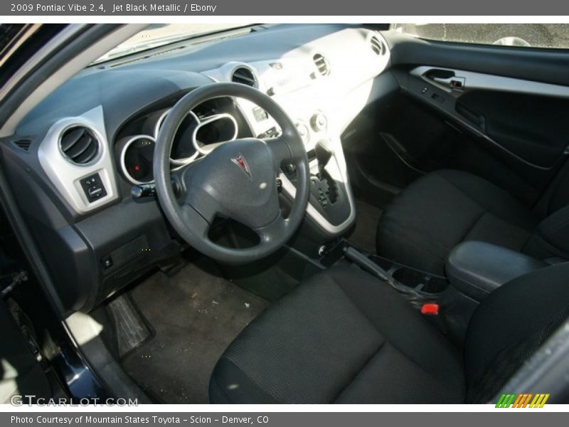 Jet Black Metallic / Ebony 2009 Pontiac Vibe 2.4