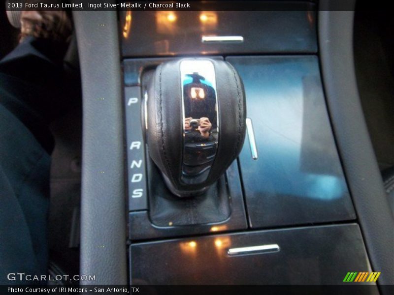 Ingot Silver Metallic / Charcoal Black 2013 Ford Taurus Limited