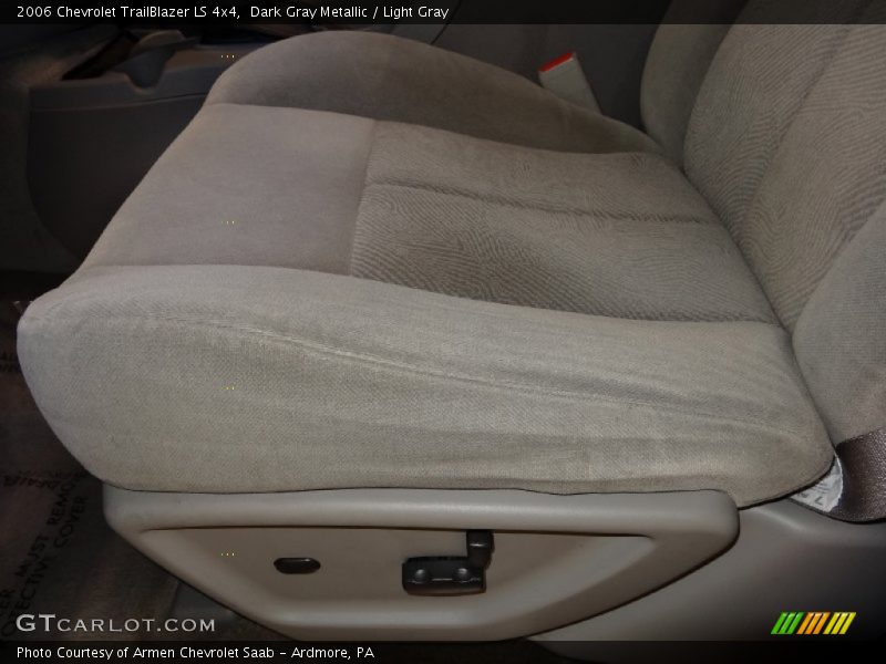 Dark Gray Metallic / Light Gray 2006 Chevrolet TrailBlazer LS 4x4