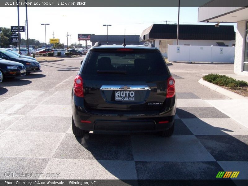 Black / Jet Black 2011 Chevrolet Equinox LT