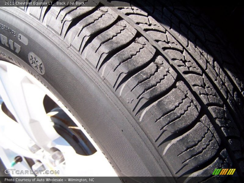 Black / Jet Black 2011 Chevrolet Equinox LT