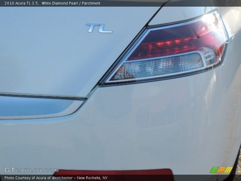 White Diamond Pearl / Parchment 2010 Acura TL 3.5