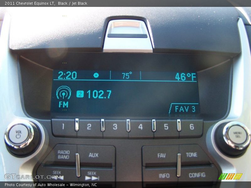 Black / Jet Black 2011 Chevrolet Equinox LT