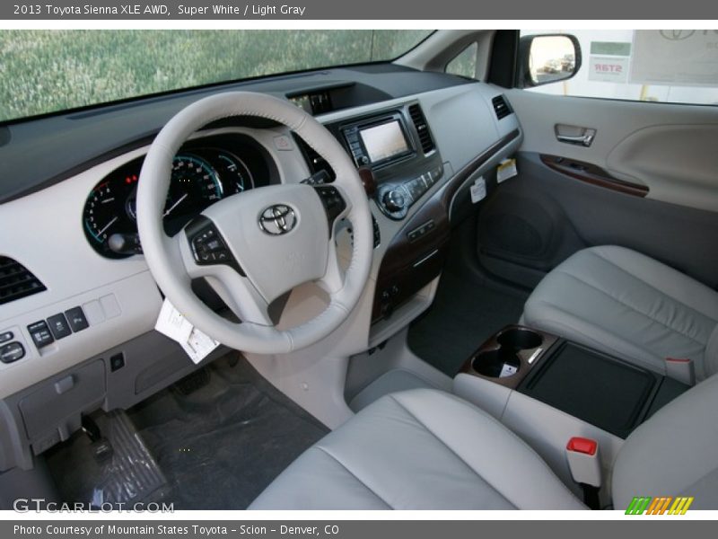 Super White / Light Gray 2013 Toyota Sienna XLE AWD