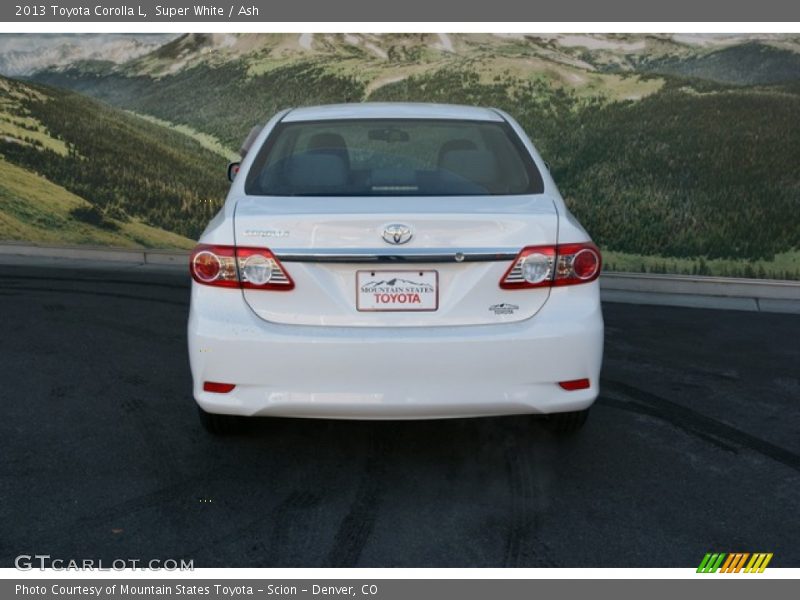 Super White / Ash 2013 Toyota Corolla L