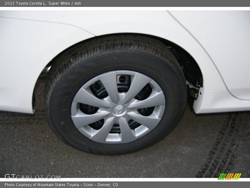 Super White / Ash 2013 Toyota Corolla L