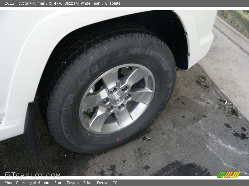 Blizzard White Pearl / Graphite 2013 Toyota 4Runner SR5 4x4