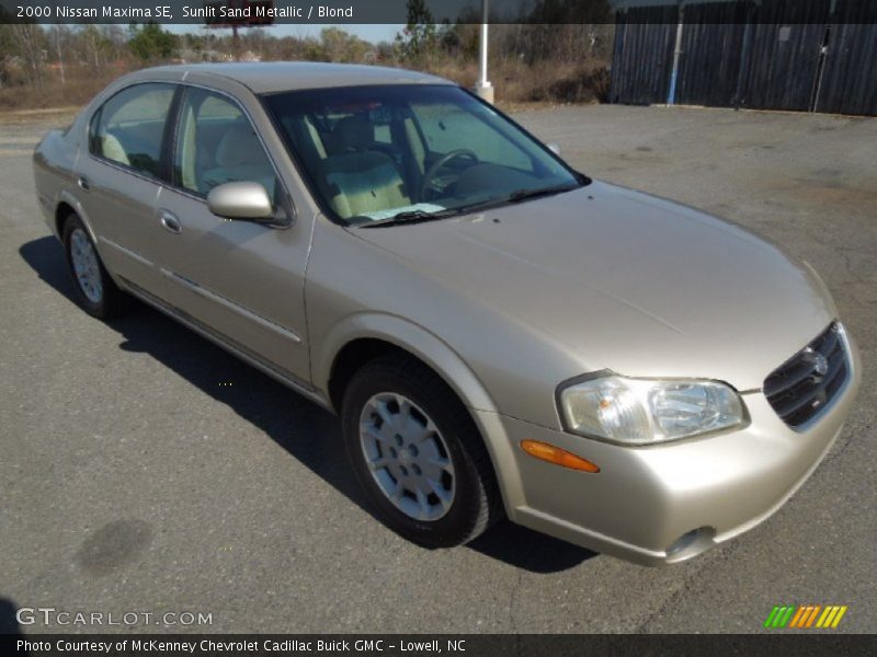 Sunlit Sand Metallic / Blond 2000 Nissan Maxima SE