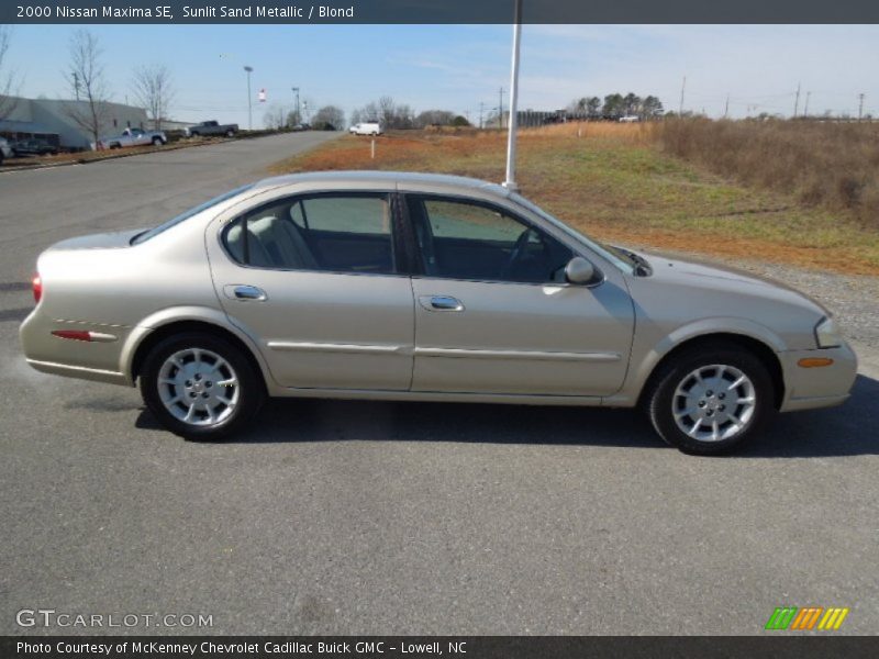 Sunlit Sand Metallic / Blond 2000 Nissan Maxima SE