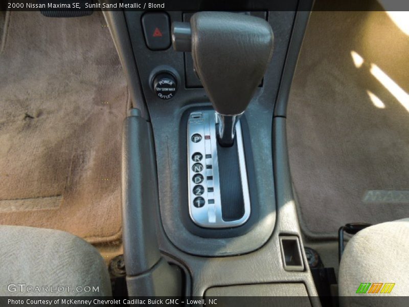 Sunlit Sand Metallic / Blond 2000 Nissan Maxima SE