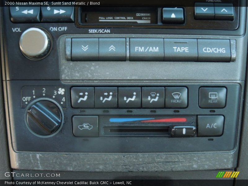 Sunlit Sand Metallic / Blond 2000 Nissan Maxima SE