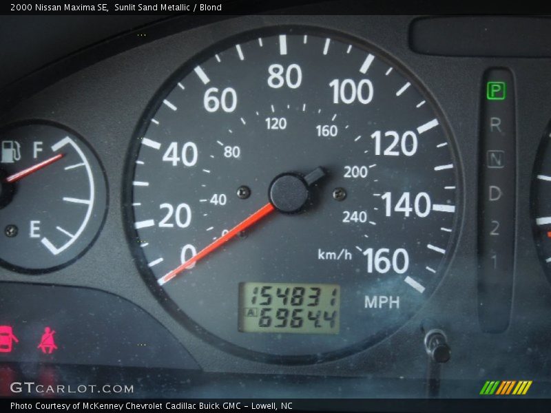 Sunlit Sand Metallic / Blond 2000 Nissan Maxima SE