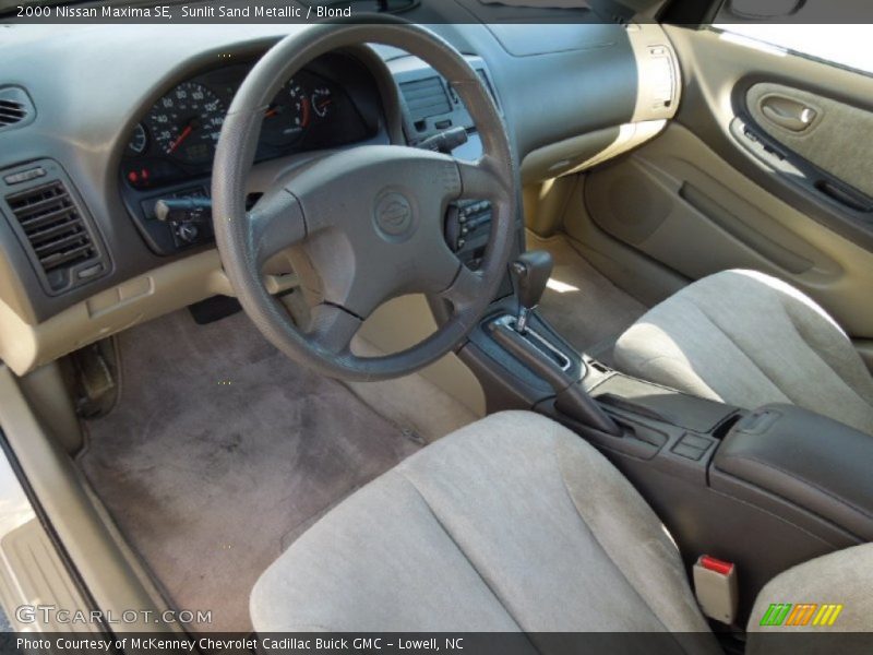 Sunlit Sand Metallic / Blond 2000 Nissan Maxima SE
