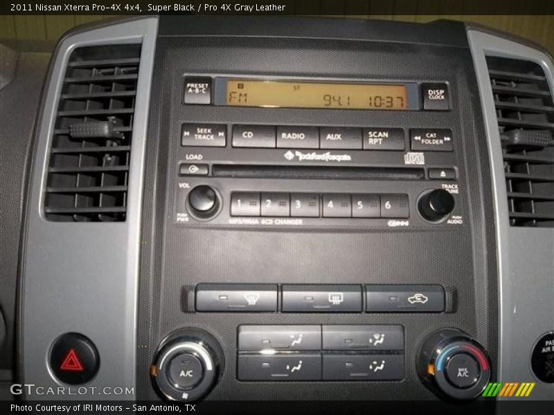 Super Black / Pro 4X Gray Leather 2011 Nissan Xterra Pro-4X 4x4